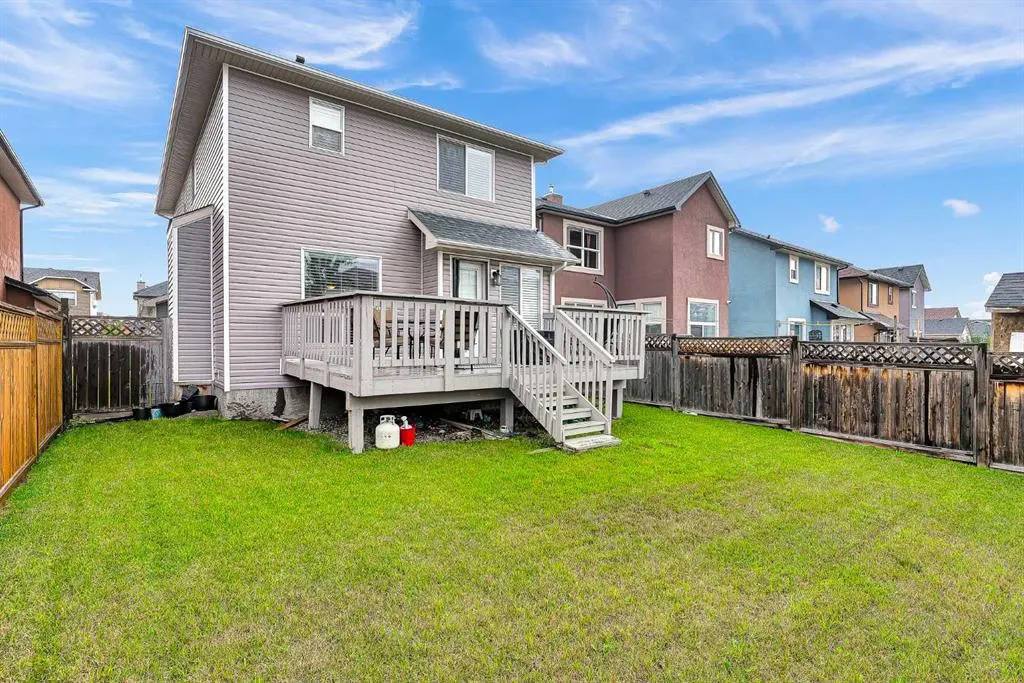 165 Saddlefield Place NE