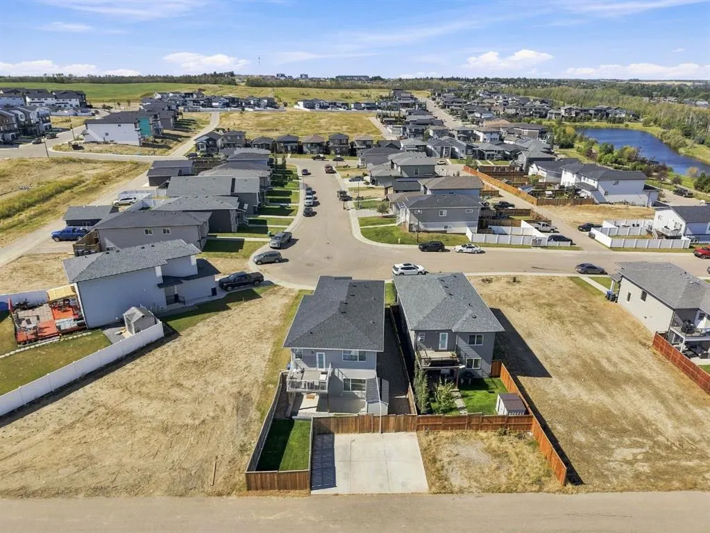 25 Victor Close