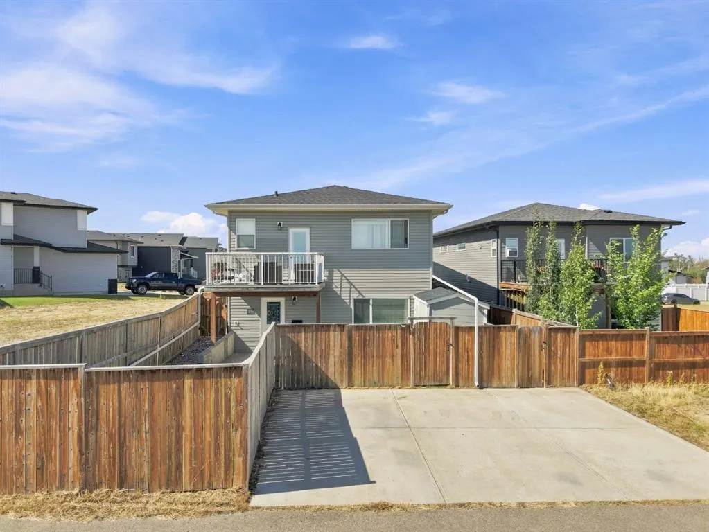 25 Victor Close