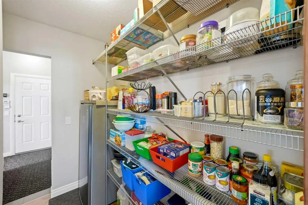 141 Evanspark Gardens NW