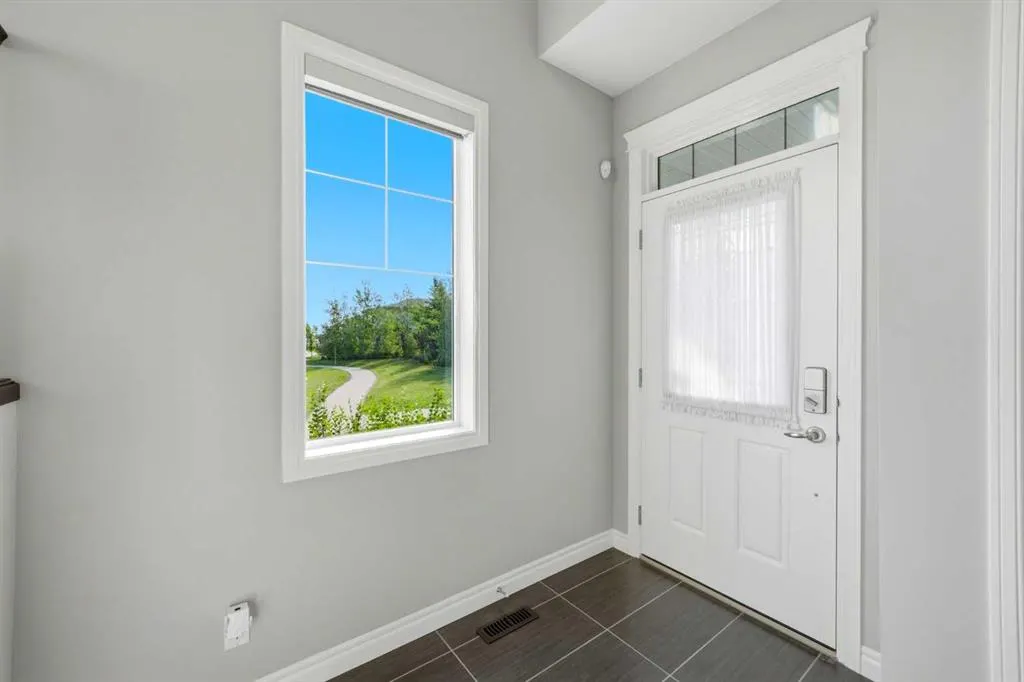 141 Evanspark Gardens NW