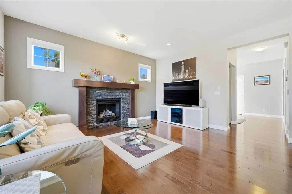 141 Evanspark Gardens NW