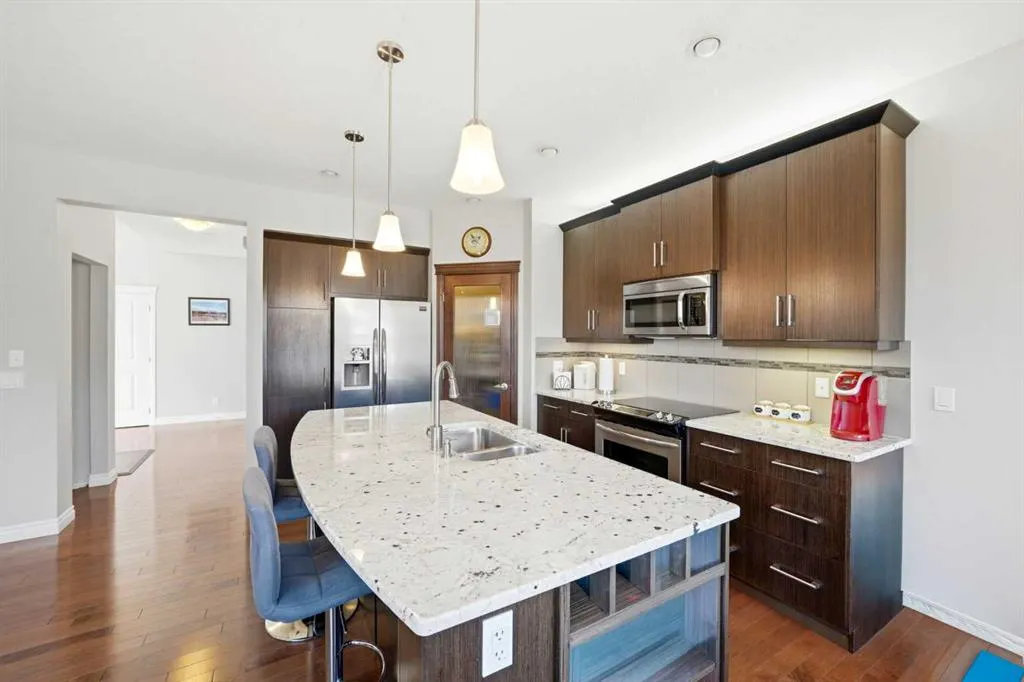 141 Evanspark Gardens NW