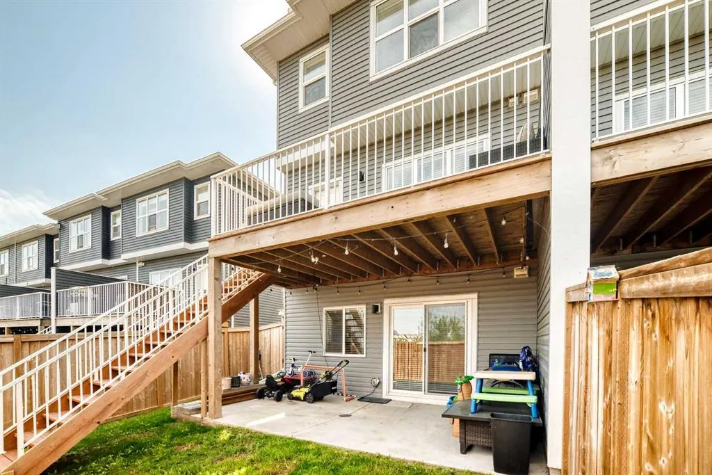 449 West Lakeview Drive