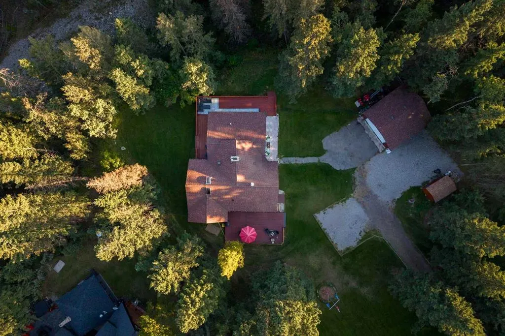 35 Bracken Point