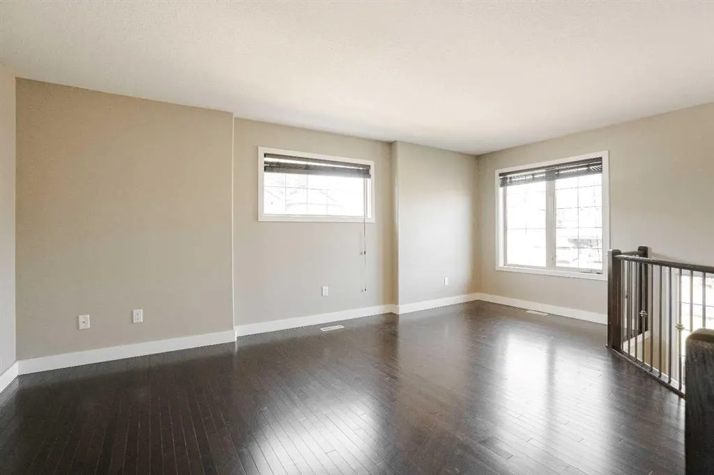 185 Gravelstone Way