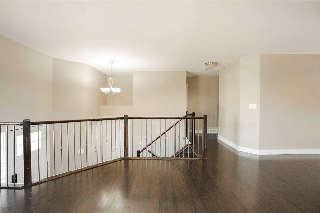 185 Gravelstone Way