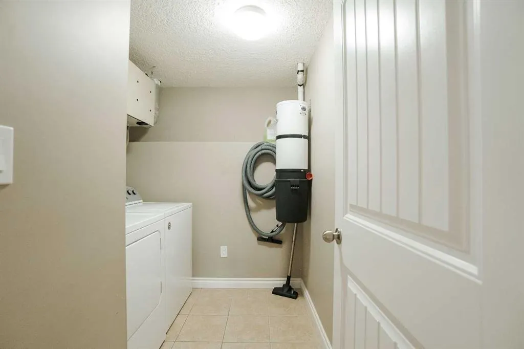 185 Gravelstone Way