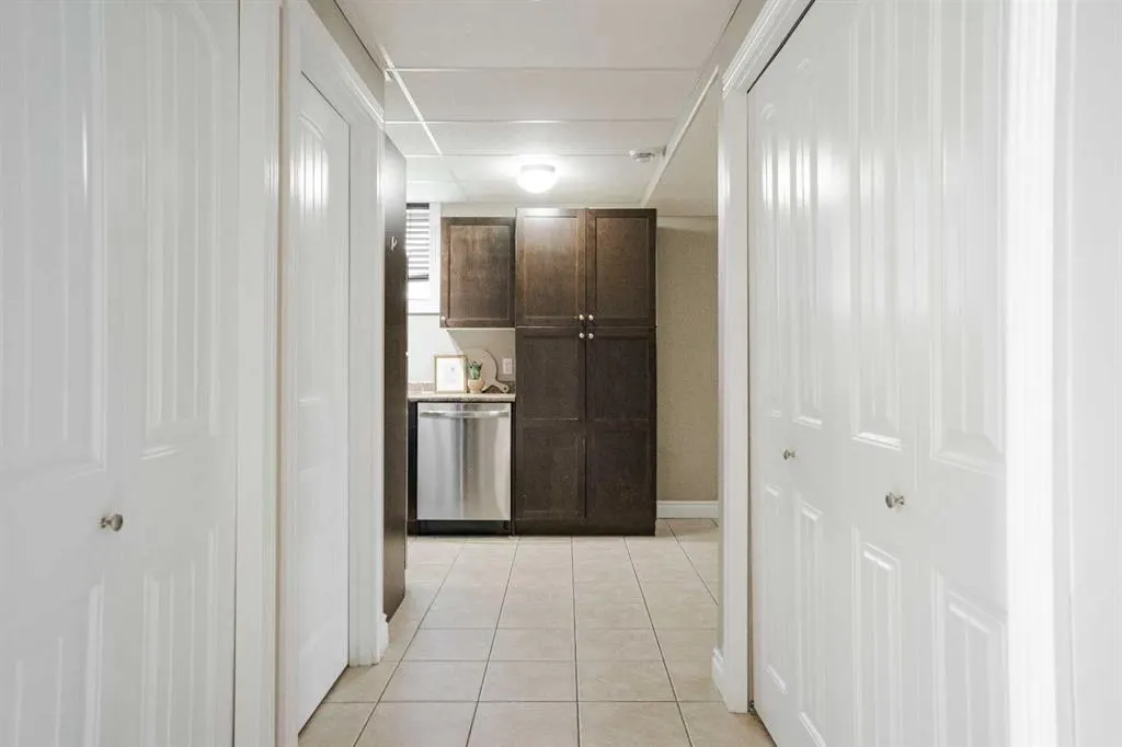 185 Gravelstone Way