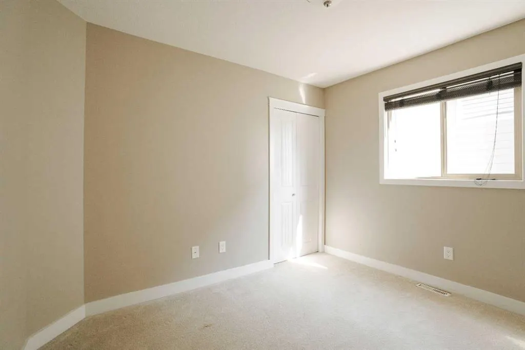 185 Gravelstone Way