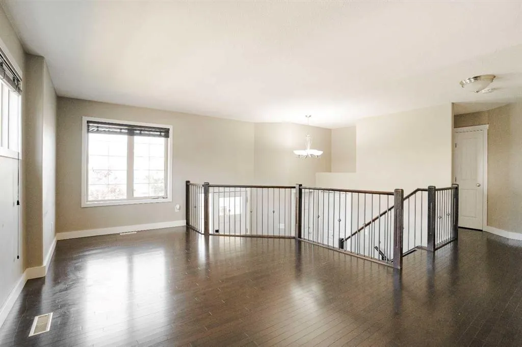 185 Gravelstone Way