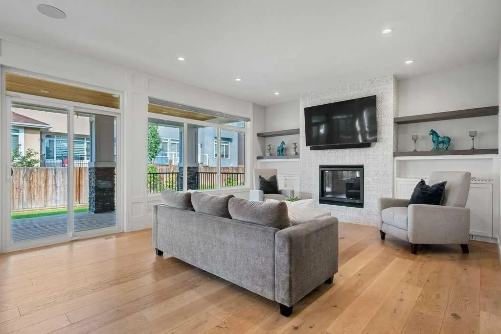 244 Sandpiper Boulevard