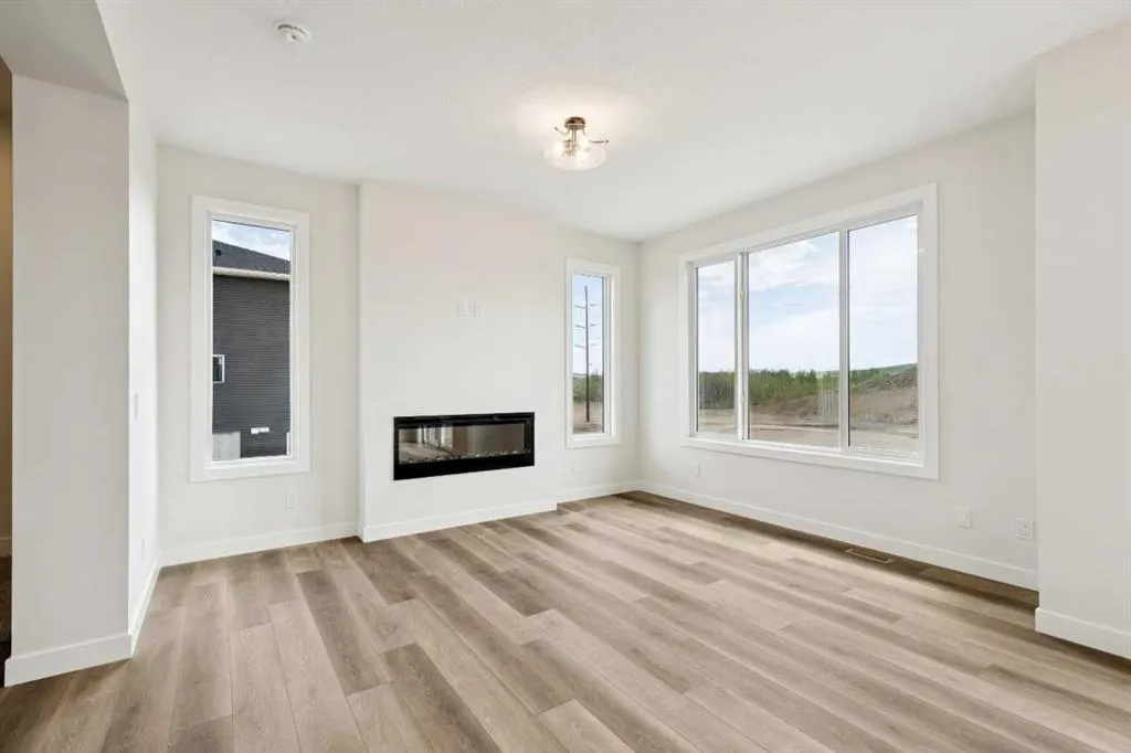 64 Southborough Common