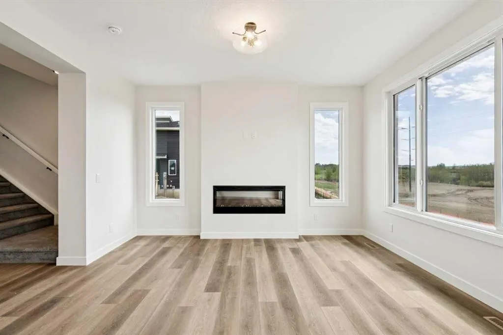 64 Southborough Common