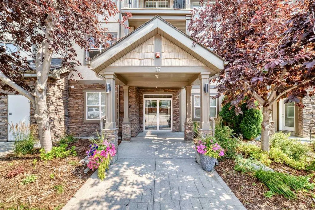 37 Prestwick Drive SE #204