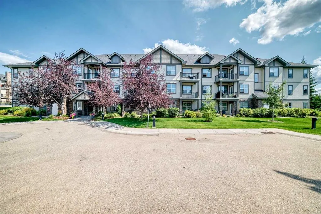 37 Prestwick Drive SE #204