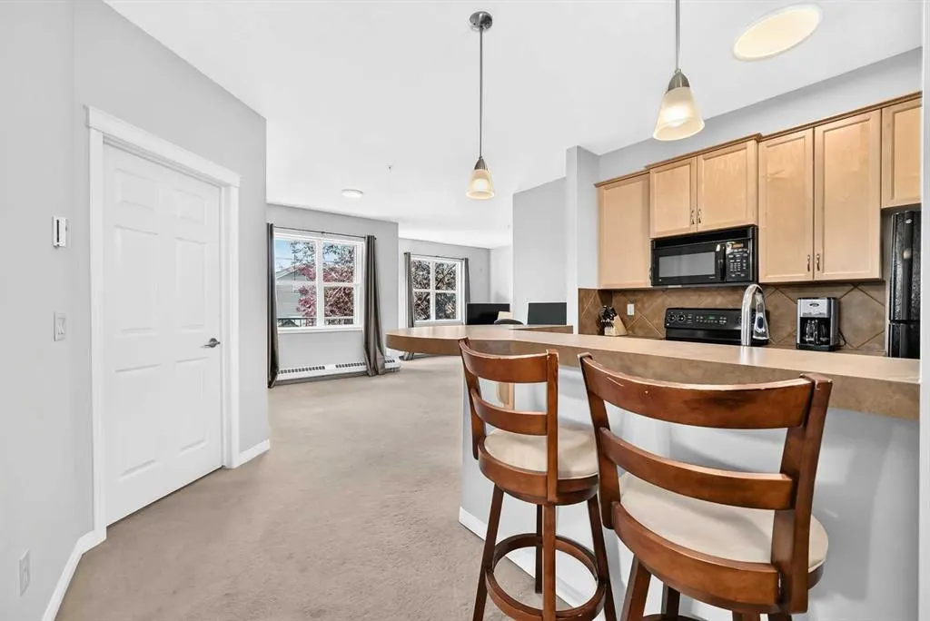 37 Prestwick Drive SE #204