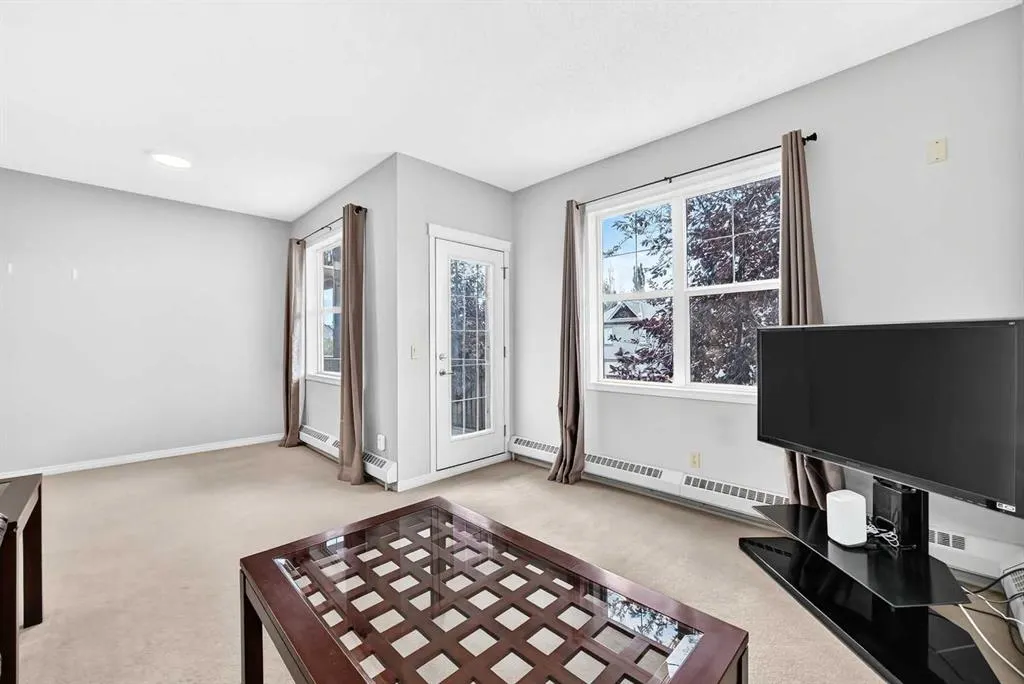 37 Prestwick Drive SE #204