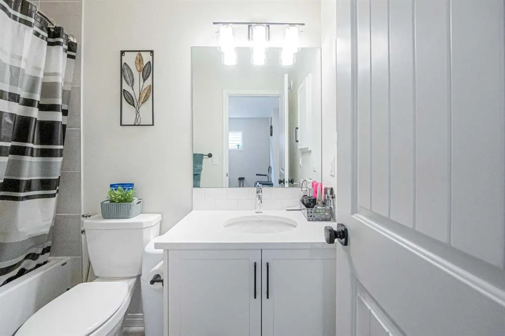 235 Cornerbrook Road NE