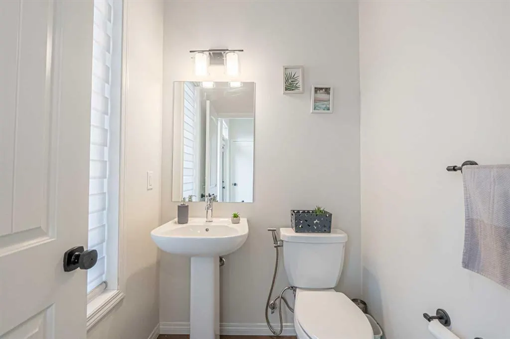 235 Cornerbrook Road NE