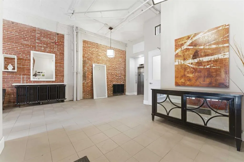 220 11 Avenue SE #317