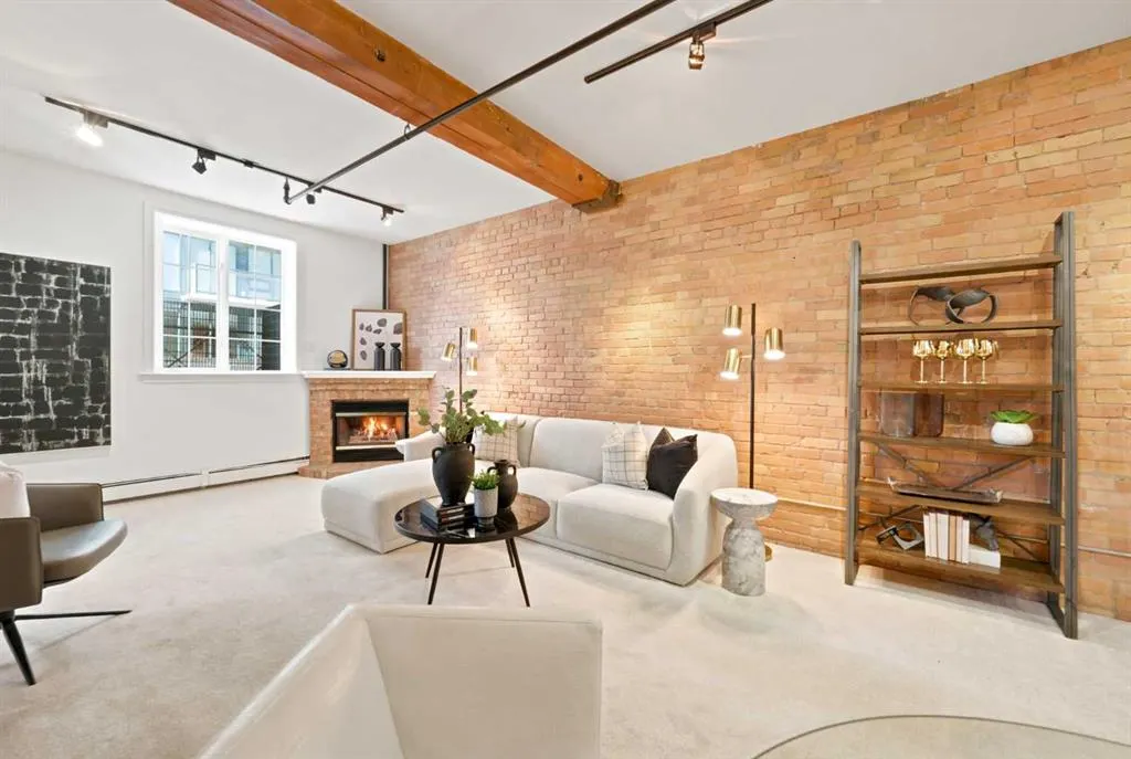 220 11 Avenue SE #317