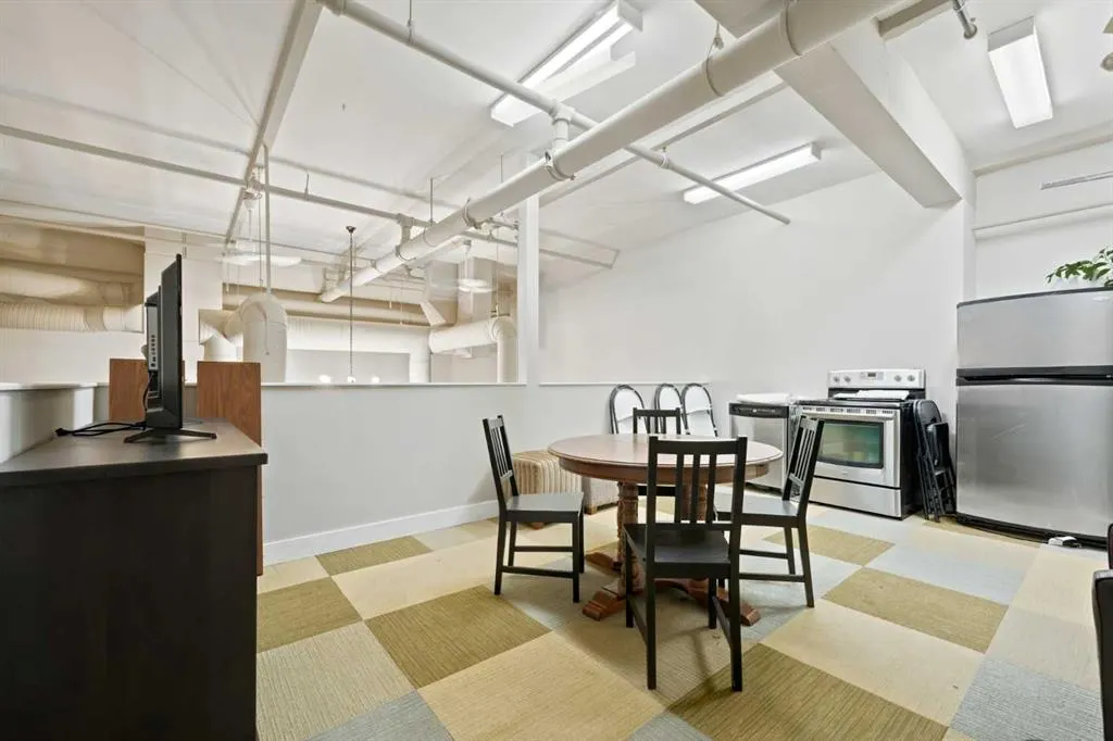 220 11 Avenue SE #317