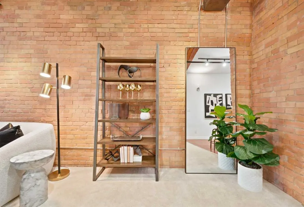 220 11 Avenue SE #317