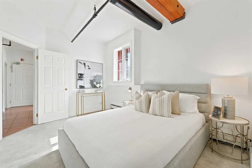 220 11 Avenue SE #317