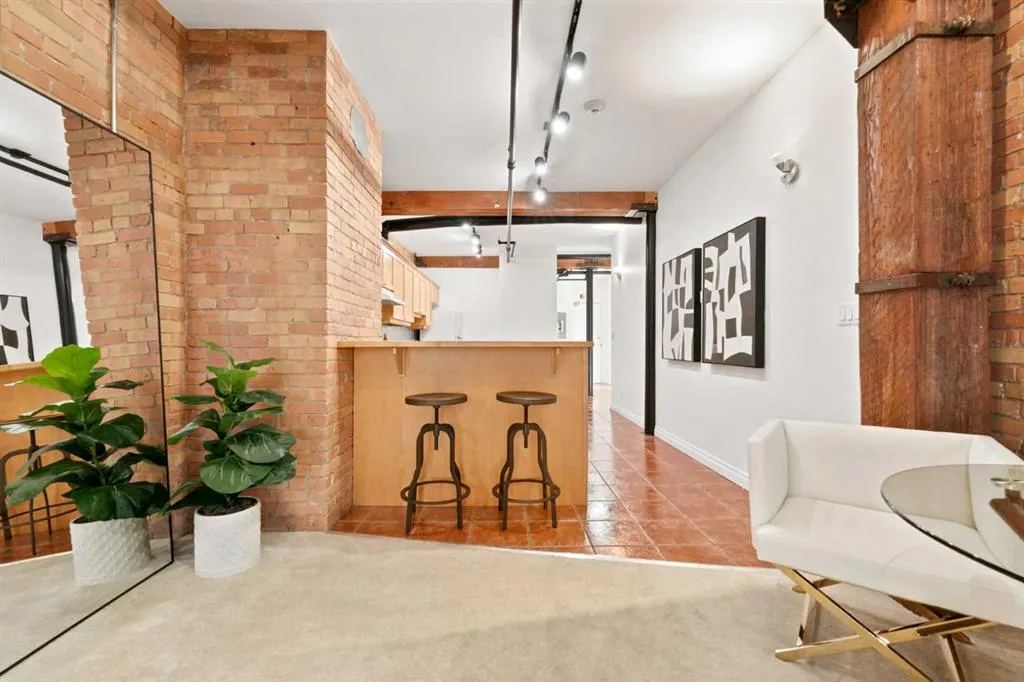 220 11 Avenue SE #317