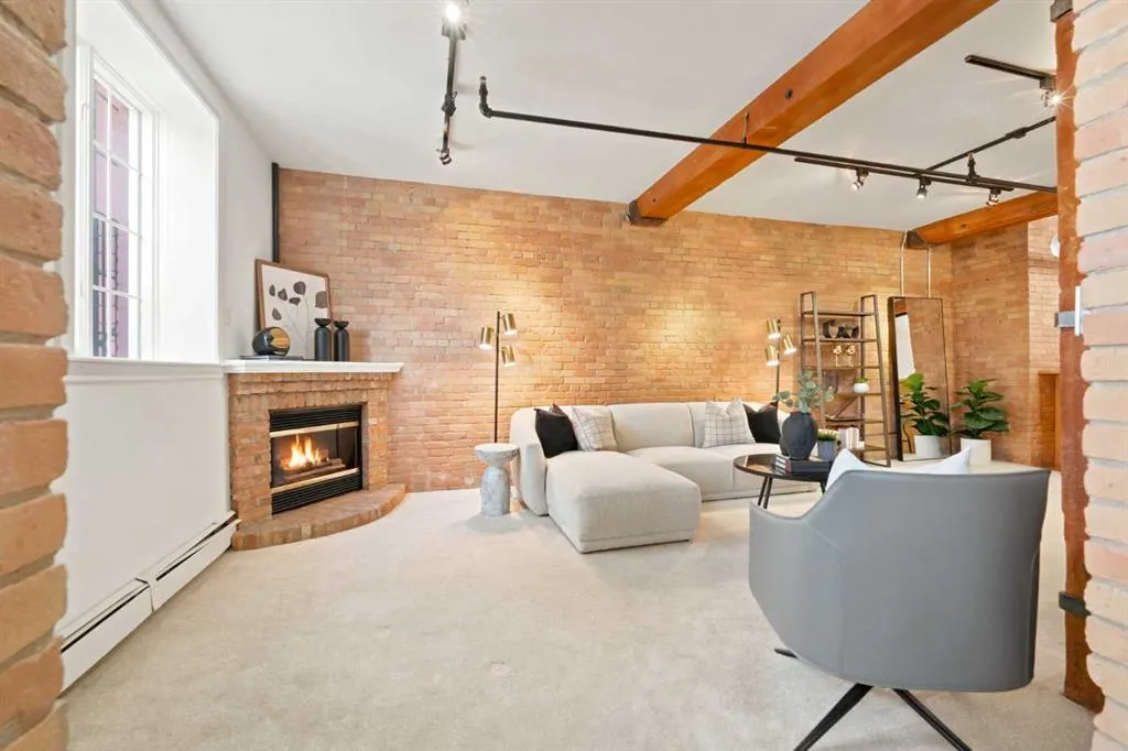220 11 Avenue SE #317