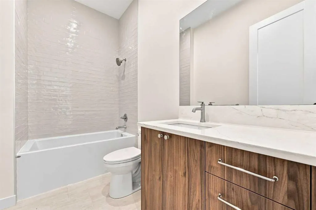 243 Red Tail Ridge SE