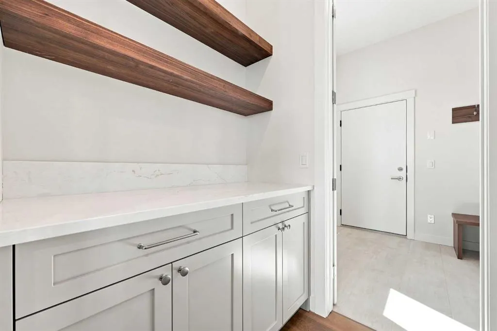 243 Red Tail Ridge SE