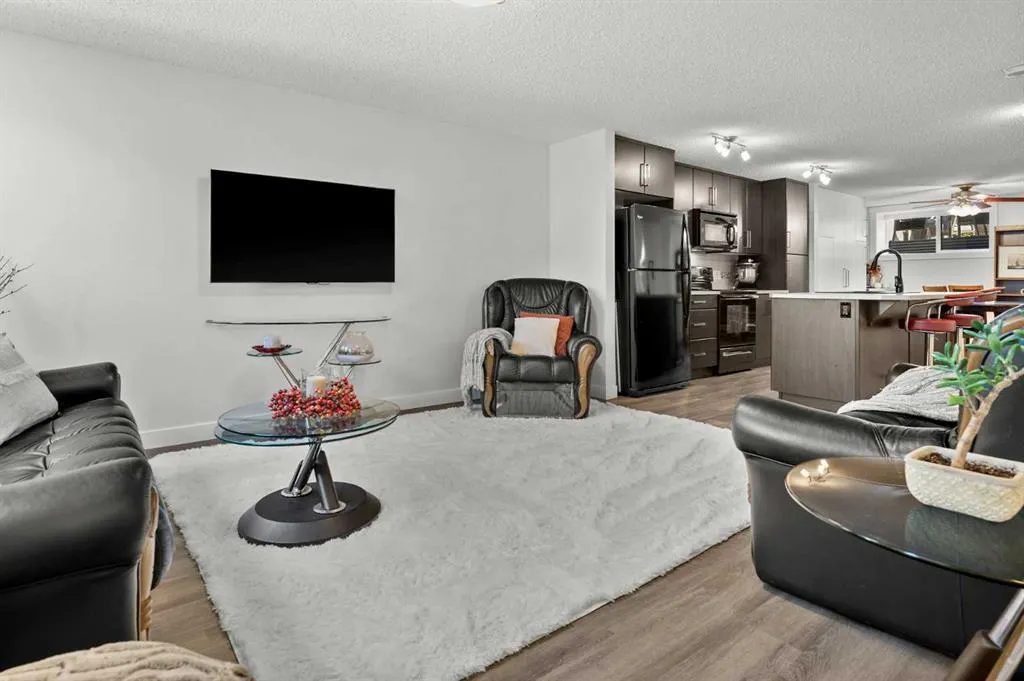 216 Mckenzie Towne Close SE