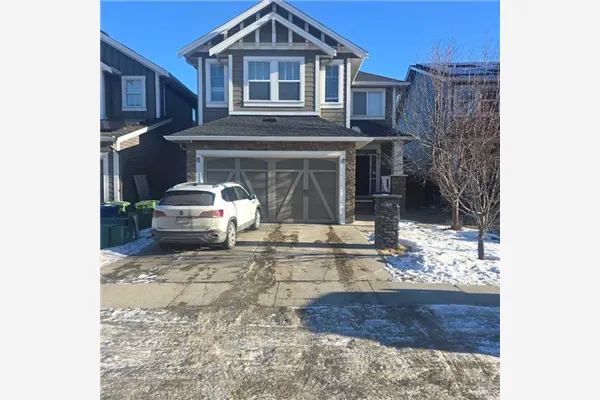 86 Reunion Green NW