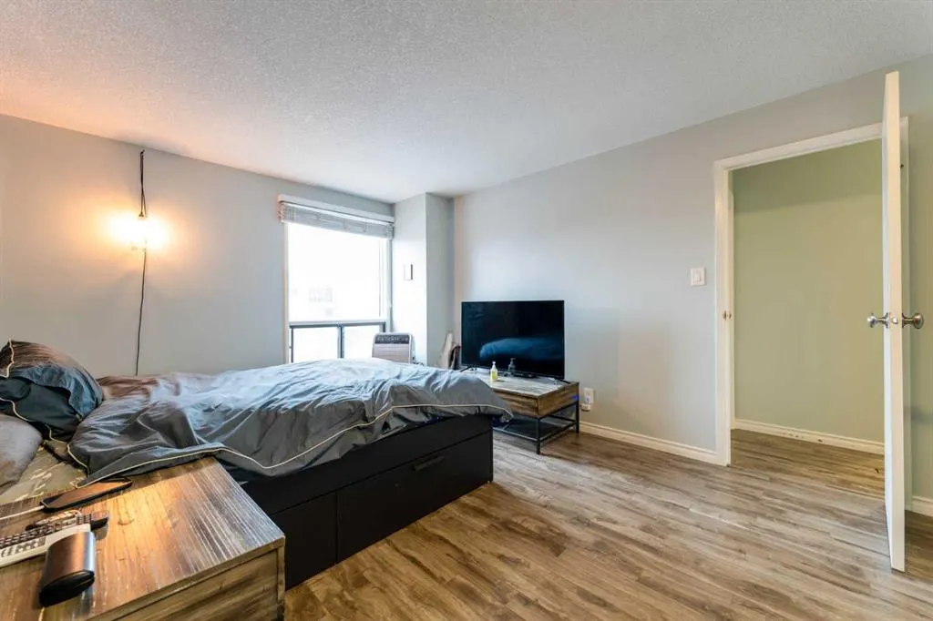 924 14 Avenue SW #506