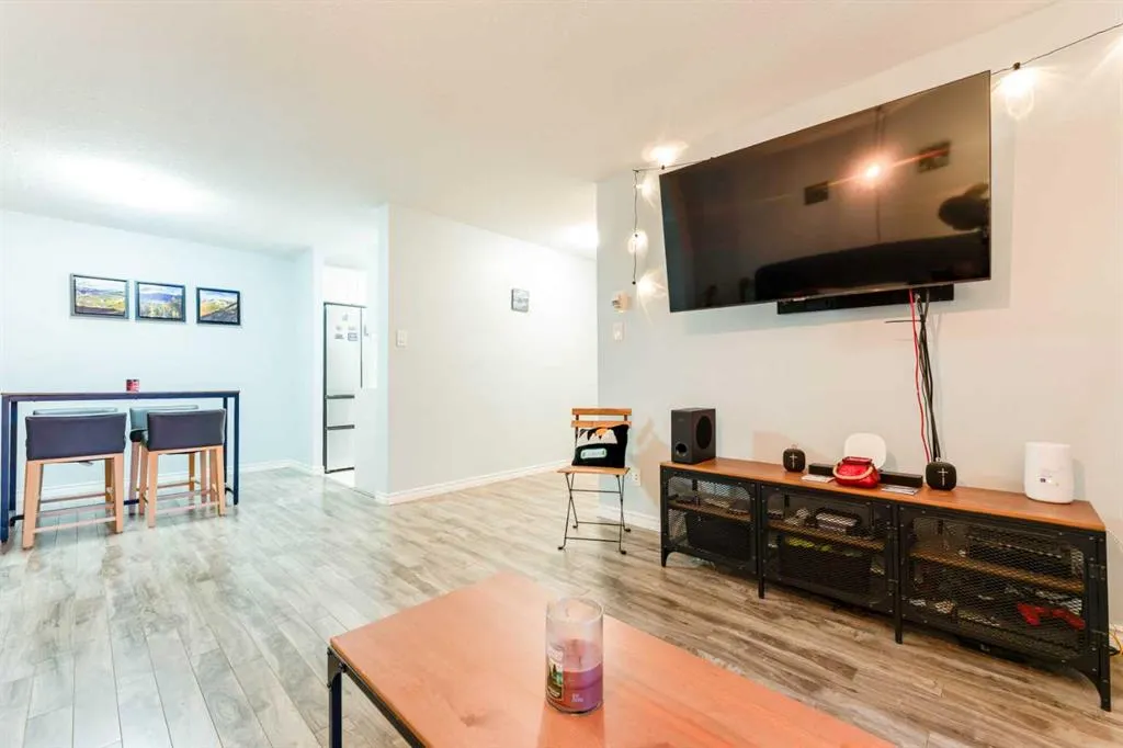 924 14 Avenue SW #506