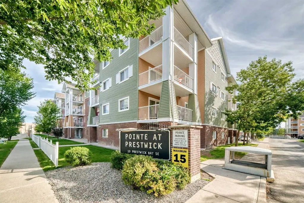 10 Prestwick Bay SE #3116