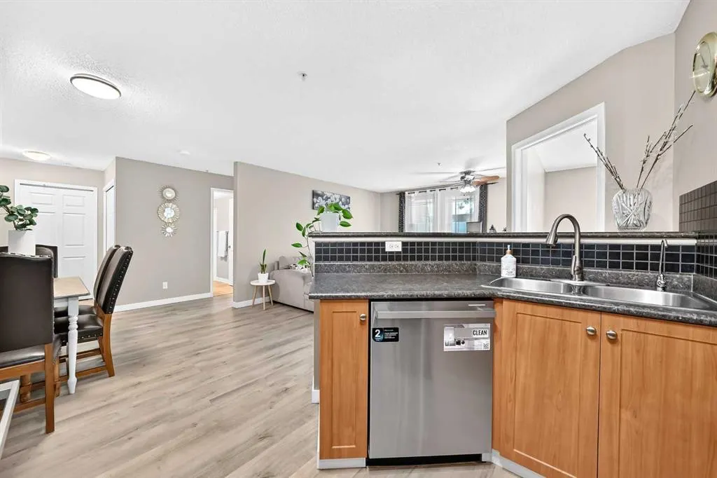 10 Prestwick Bay SE #3116
