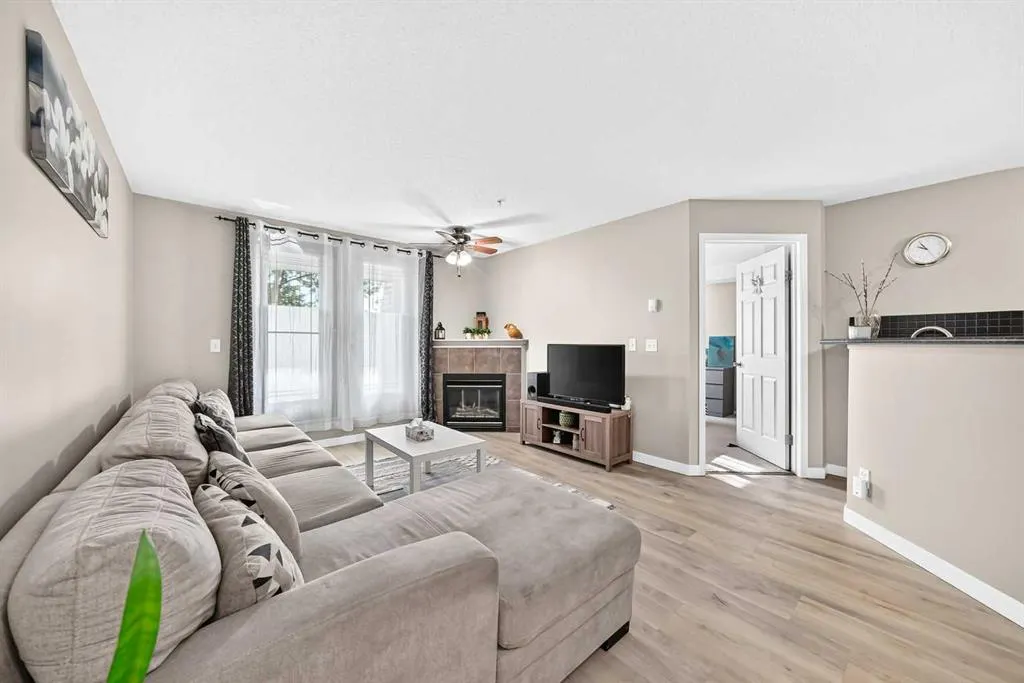 10 Prestwick Bay SE #3116