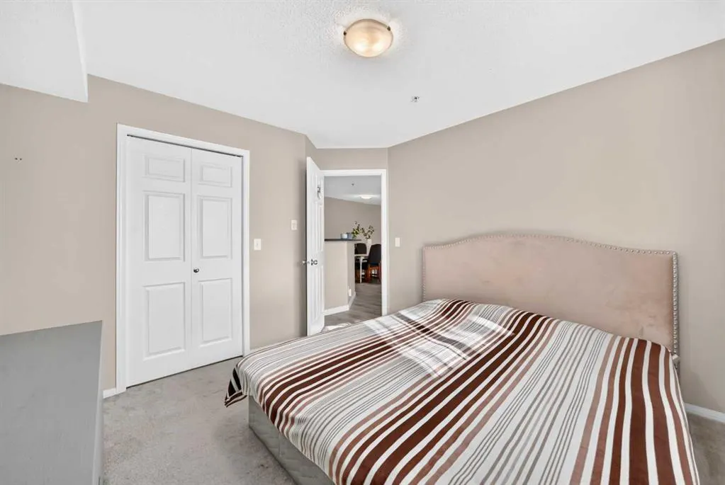 10 Prestwick Bay SE #3116