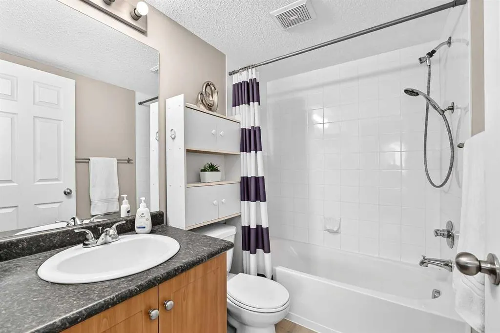 10 Prestwick Bay SE #3116