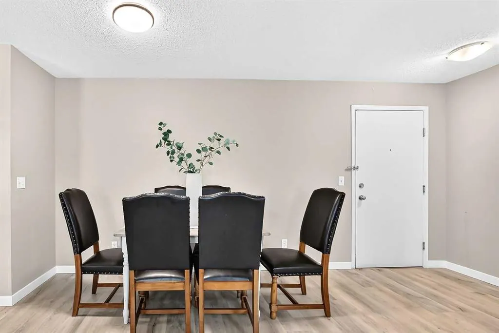 10 Prestwick Bay SE #3116