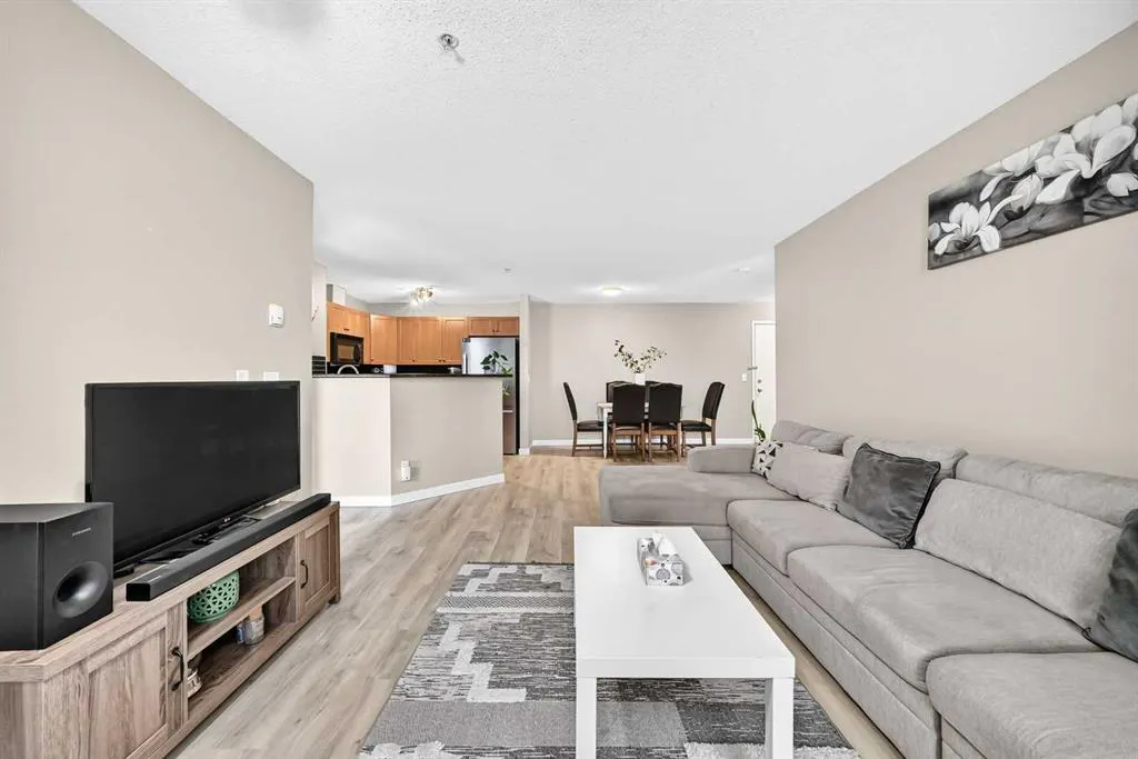 10 Prestwick Bay SE #3116