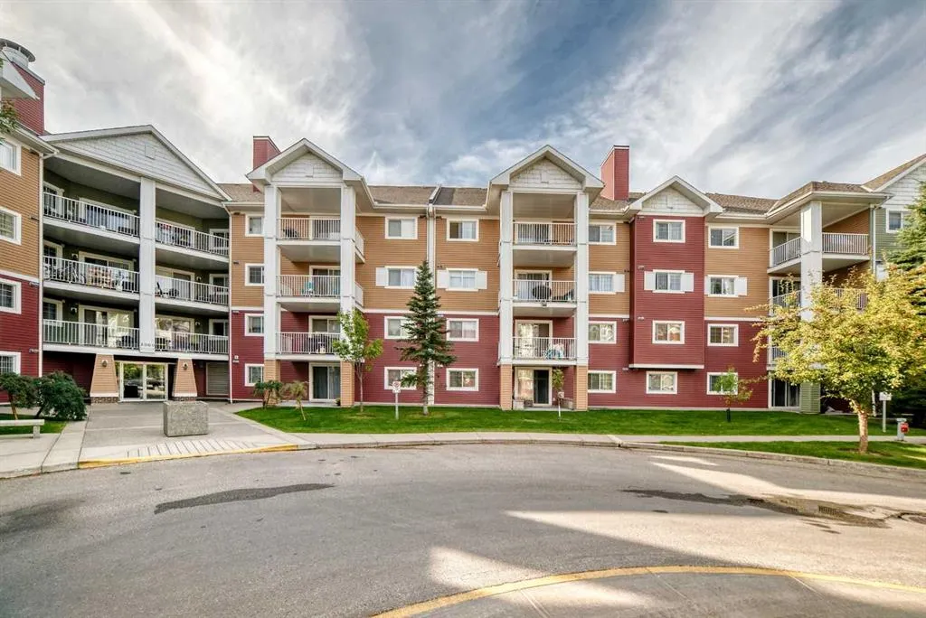 10 Prestwick Bay SE #3116