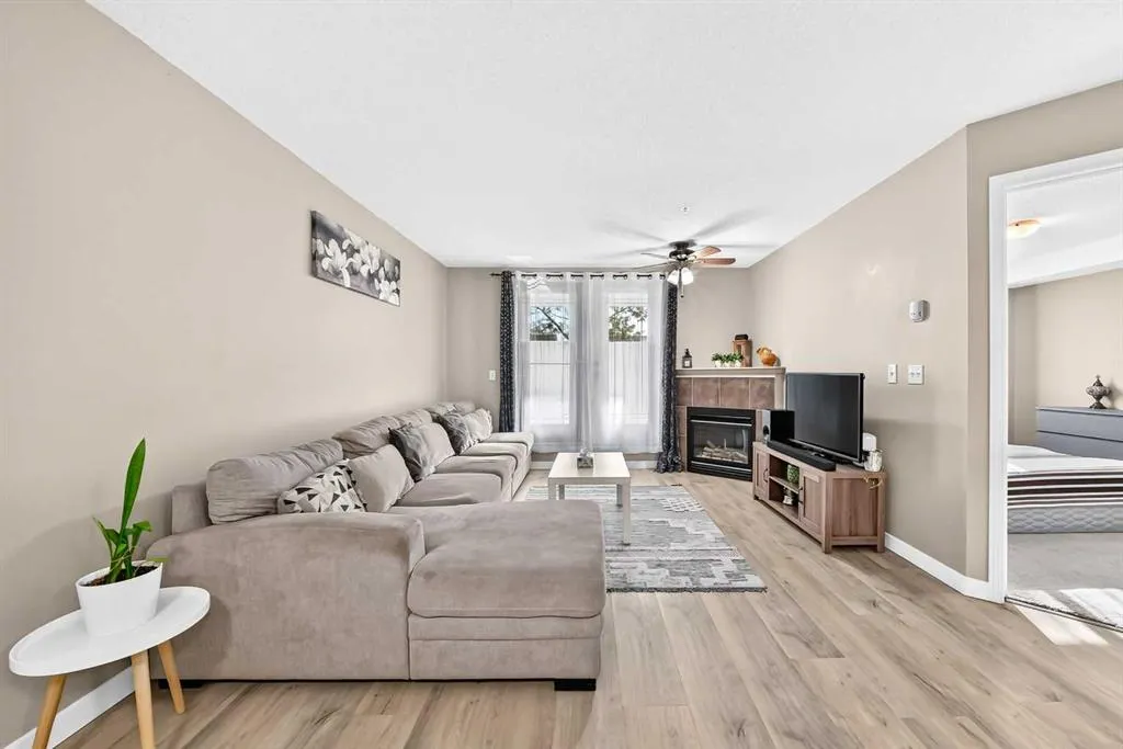 10 Prestwick Bay SE #3116