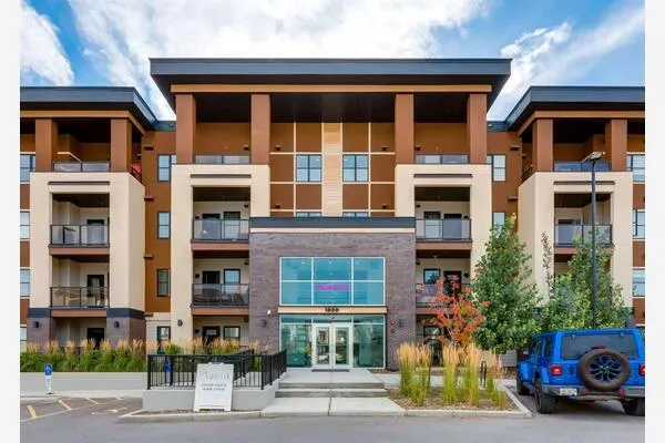 81 Arbour Lake View NW #1203