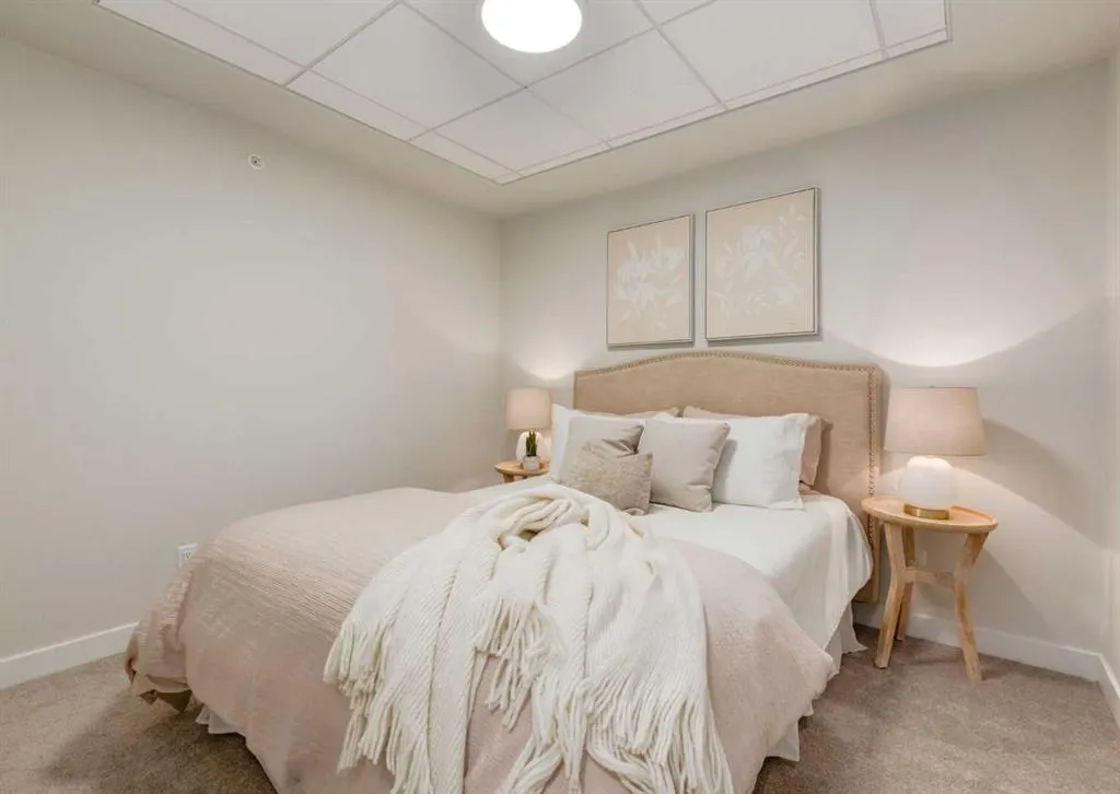 81 Arbour Lake View NW #1203