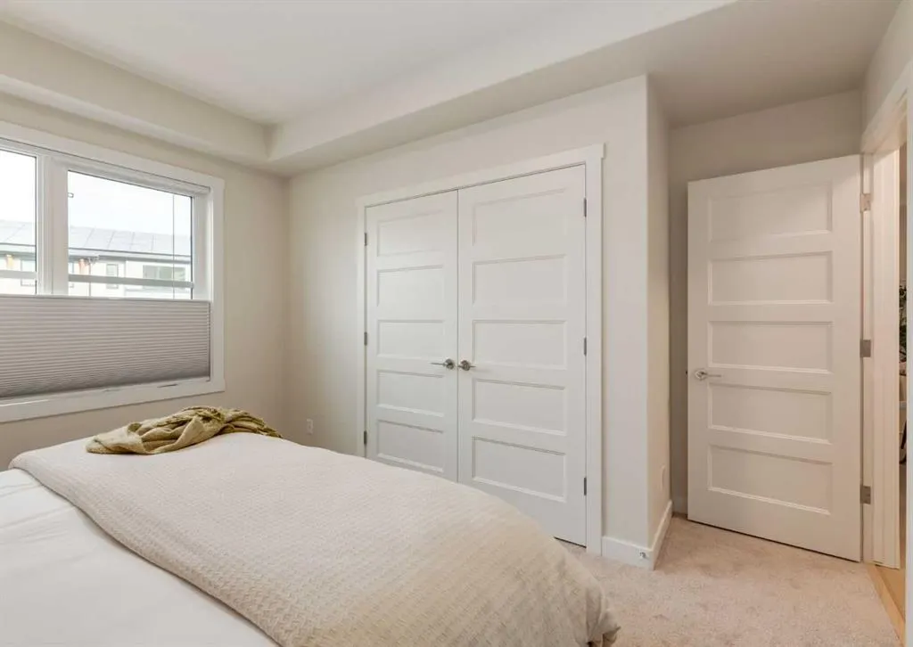 81 Arbour Lake View NW #1203