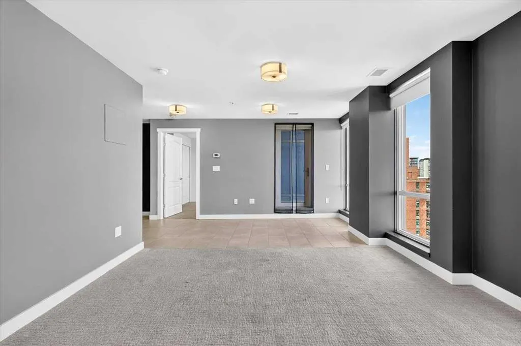 303 13 Avenue SW #1406